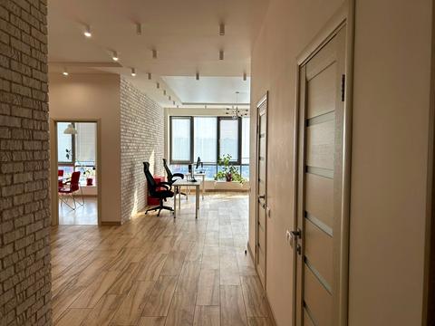 комерційна за адресою Трускавецька вул., 6-В