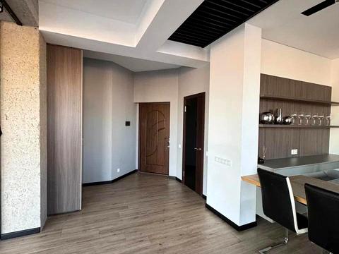 комерційна за адресою Цехова вул., 1