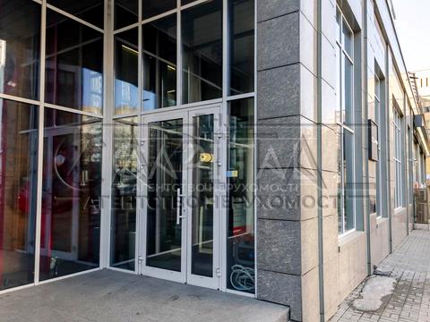 комерційна за адресою Саперне Поле вул., 12