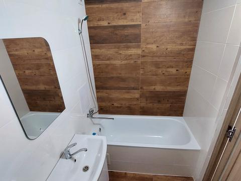 квартира за адресою Героїв України просп. (Героїв Сталінграду), 20-Б