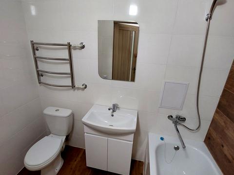 квартира за адресою Героїв України просп. (Героїв Сталінграду), 20-Б