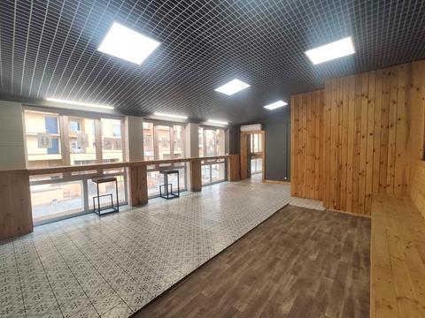 комерційна за адресою Валерія Лобановського вул., 30