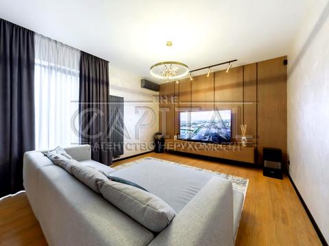 будинок за адресою Молодіжна, 11