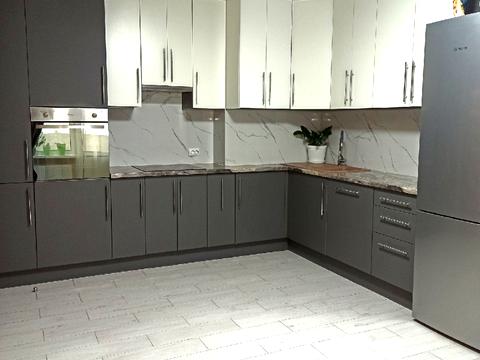 квартира за адресою Миколи Вінграновського вул., 2