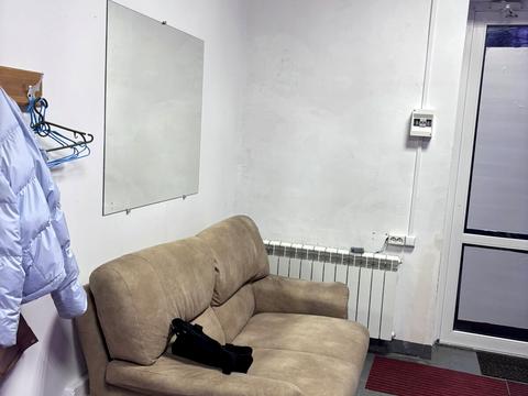 комерційна за адресою Київське вул., 38