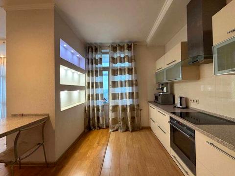 квартира за адресою Панаса Мирного вул., 17