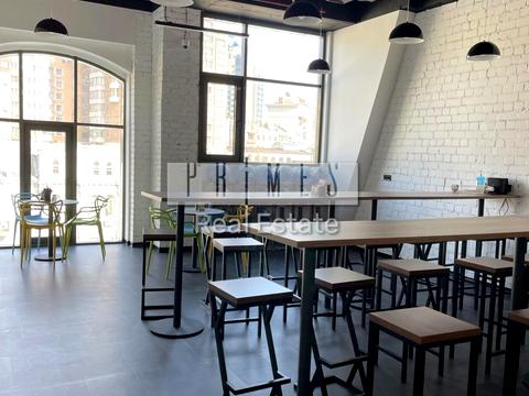 комерційна за адресою Басейна вул., 4а