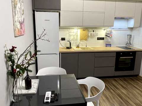 квартира за адресою Зарічна вул., 4к1