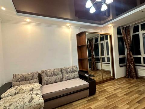 квартира за адресою Гетьмана Івана Мазепи вул. (Топольна), 1