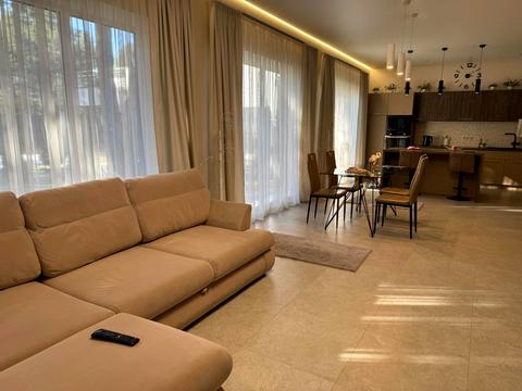 будинок за адресою Центральна