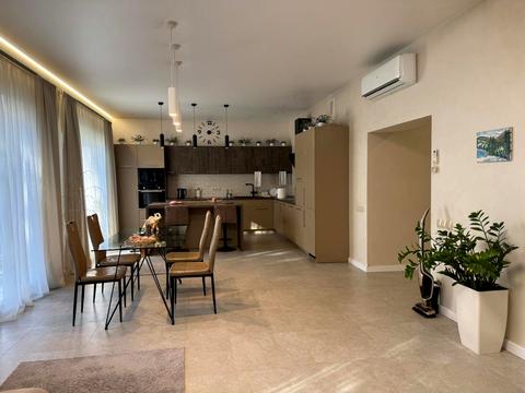 будинок за адресою Центральна