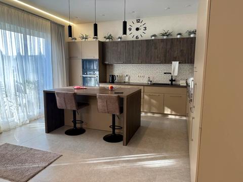 будинок за адресою Центральна