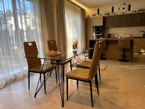 будинок за адресою Центральна