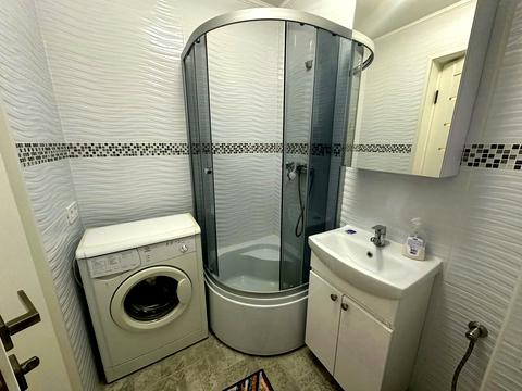 квартира за адресою Академіка Шалімова вул., 82