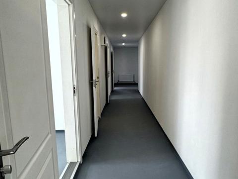 комерційна за адресою Руслана Слободянюка вул. (Валентини Терешкової), 152а