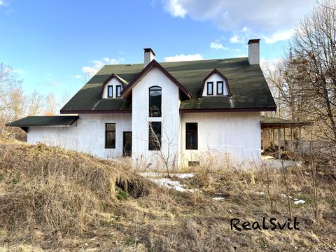 дом по адресу Центральна