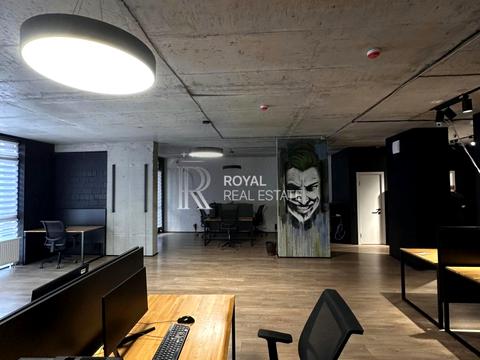 комерційна за адресою Предславинська вул., 42-А