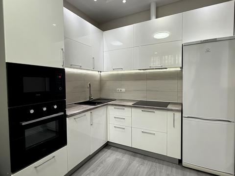 квартира по адресу Владимира Моссаковского ул. (Клари Цеткін), 7