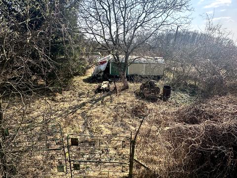 участок по адресу 