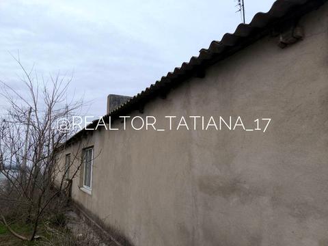 будинок за адресою Центральна, 1