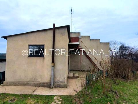 дом по адресу Центральна, 1