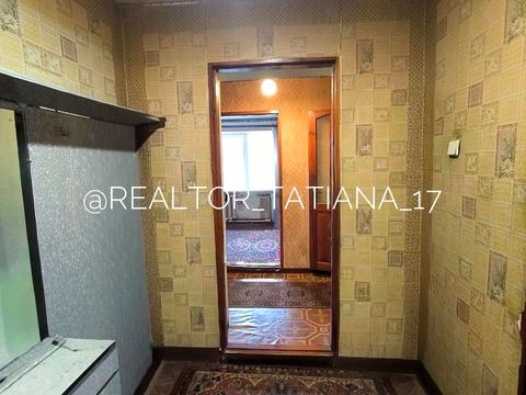 будинок за адресою Центральна, 1