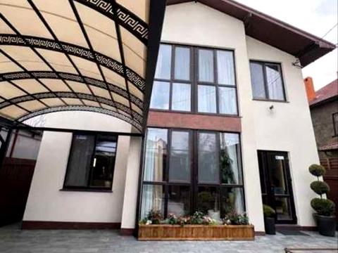 будинок за адресою 17-та лінія вул., 15а