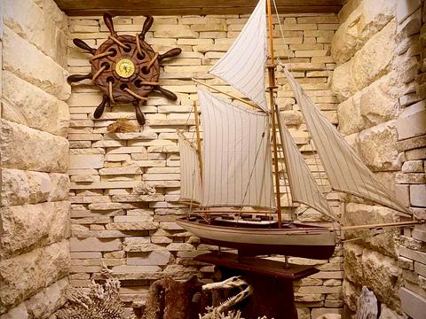 комерційна за адресою Академіка Брюкнера вул., 3