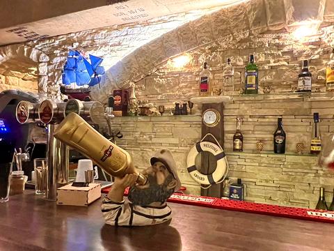 комерційна за адресою Академіка Брюкнера вул., 3