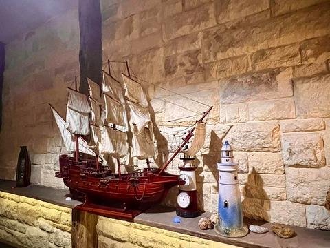 комерційна за адресою Академіка Брюкнера вул., 3