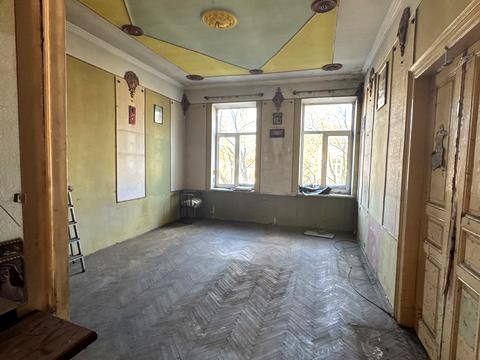 квартира за адресою Євгена Коновальця вул. (), 15