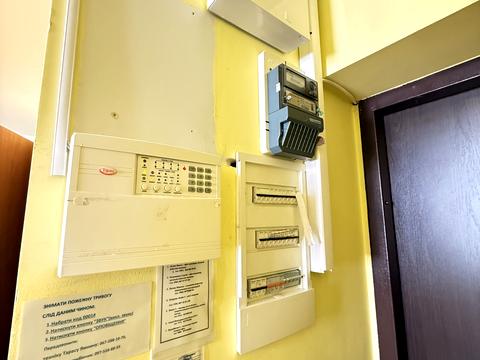 комерційна за адресою Леоніда Перфецького вул., 11б