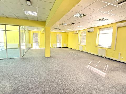 комерційна за адресою Леоніда Перфецького вул., 11б