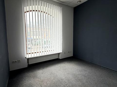 комерційна за адресою Пантелеймонівська вул., 38