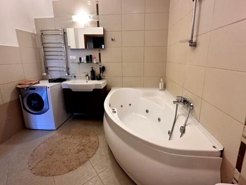 квартира по адресу Архитектора Артынова ул., 38