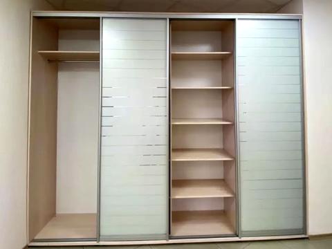 комерційна за адресою Королеви Єлизавети ІІ вул. (Глинки), 2