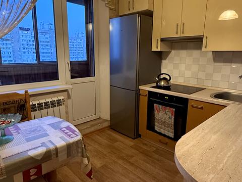 квартира за адресою Анни Ахматової вул., 39-Б