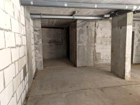 комерційна за адресою Лук'янівська пл., (Будинок)