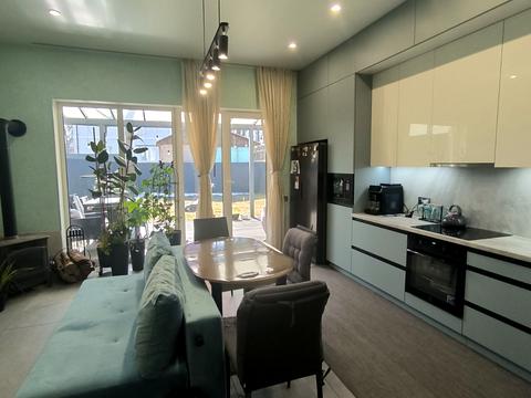 будинок за адресою Кленова вул.