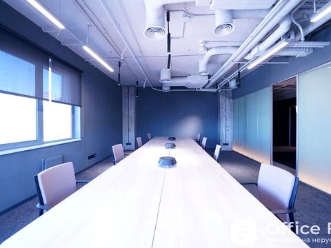 комерційна за адресою Володимирська вул., 12