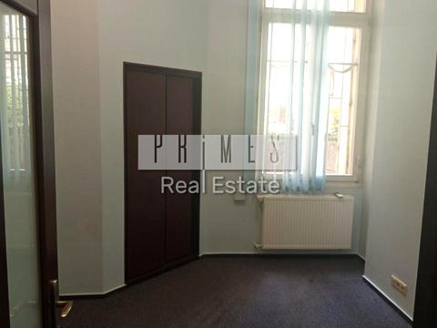 комерційна за адресою Музейний пров., 4