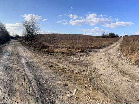 участок по адресу 