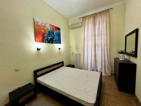 квартира за адресою Євгена Чикаленка вул. (Пушкінська), 21-Б