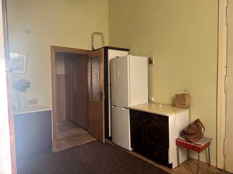квартира за адресою Театральна вул., 7