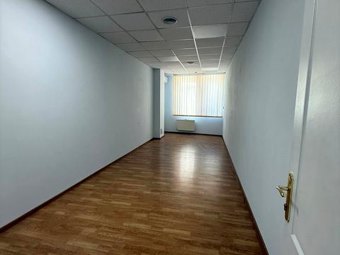коммерческая по адресу Евгения Коновальца ул. (Щорса), 36-Б