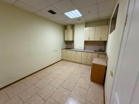 коммерческая по адресу Евгения Коновальца ул. (Щорса), 36-Б