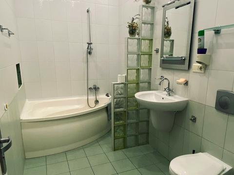 квартира по адресу Владимира Ивасюка просп. (Героїв Сталінграду), 8