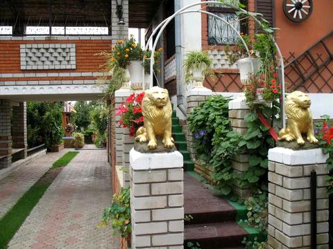 дом по адресу Березановская ул. (Мориса Тореза)