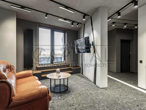 комерційна за адресою Михайла Бойчука вул. (Кіквідзе), 41-Б