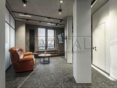 комерційна за адресою Михайла Бойчука вул. (Кіквідзе), 41-Б